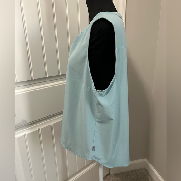 Eddie Bauer sleeveless top, size XL, beautiful pale blue/green color. - Picture 3 of 7